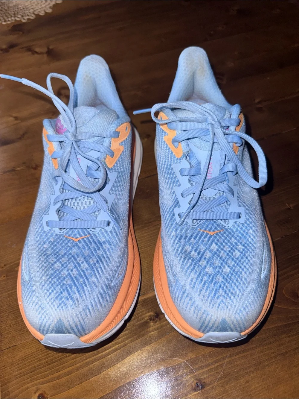 Hoka Clifton 9 Women’s Running Shoes SZ 7.5B - Picture 1 of 11